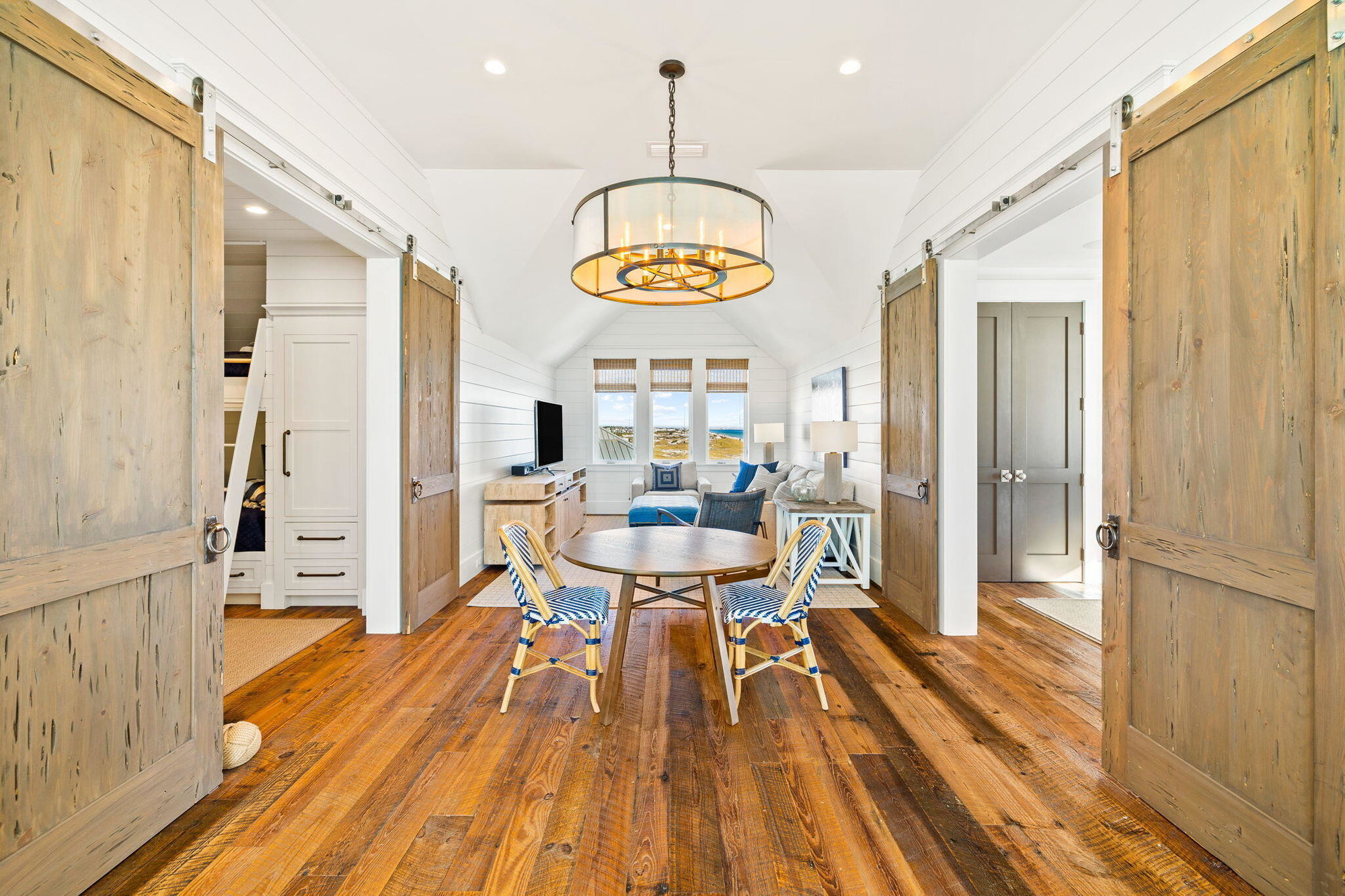 376 Beachfront Trail